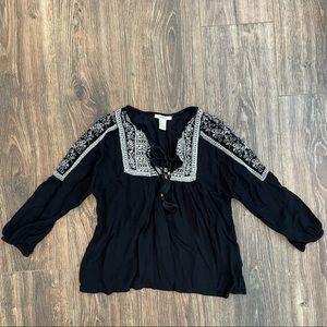 Forever 21 Black Peasant Top Size Small